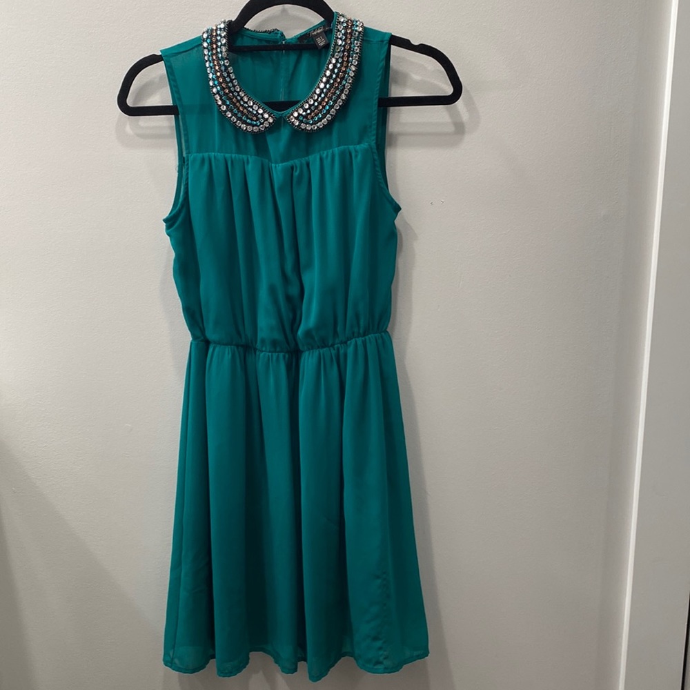 Gorgeous green dress with embellished collar. It’s from zara